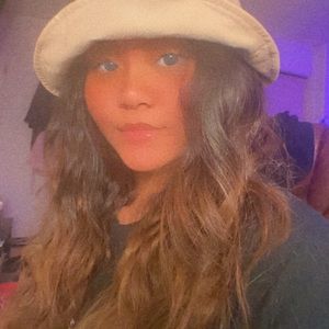 Meet your Posher, Erika